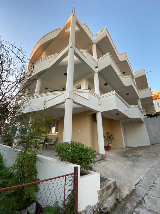 Dajkovic Apartmani บาร์ ภายนอก รูปภาพ