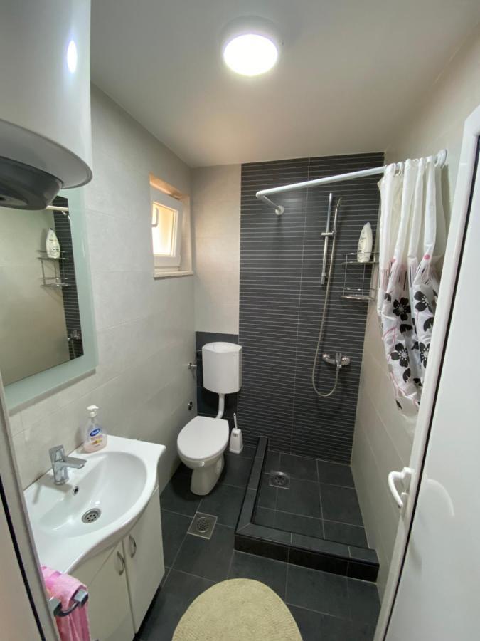 Dajkovic Apartmani บาร์ ภายนอก รูปภาพ